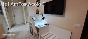 [P08] B&B Olympus Room, spre hol » foto by irinad
 - 
<span class="allrVoted glyphicon glyphicon-heart hidden" id="av1522236"></span>
<a class="m-l-10 hidden" id="sv1522236" onclick="voting_Foto_DelVot(,1522236,24710)" role="button">șterge vot <span class="glyphicon glyphicon-remove"></span></a>
<a id="v91522236" class=" c-red"  onclick="voting_Foto_SetVot(1522236)" role="button"><span class="glyphicon glyphicon-heart-empty"></span> <b>LIKE</b> = Votează poza</a> <img class="hidden"  id="f1522236W9" src="/imagini/loader.gif" border="0" /><span class="AjErrMes hidden" id="e1522236ErM"></span>