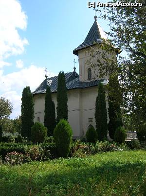 P03 [SEP-2014] Biserica Mănăstirii Runc (încărcată și la Commons Wiki) 