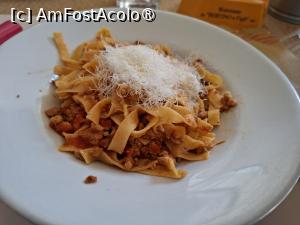 [P26] Ristorante da Bertino - tagliatellele » foto by Carmen Ion
 - 
<span class="allrVoted glyphicon glyphicon-heart hidden" id="av1540167"></span>
<a class="m-l-10 hidden" id="sv1540167" onclick="voting_Foto_DelVot(,1540167,24890)" role="button">șterge vot <span class="glyphicon glyphicon-remove"></span></a>
<a id="v91540167" class=" c-red"  onclick="voting_Foto_SetVot(1540167)" role="button"><span class="glyphicon glyphicon-heart-empty"></span> <b>LIKE</b> = Votează poza</a> <img class="hidden"  id="f1540167W9" src="/imagini/loader.gif" border="0" /><span class="AjErrMes hidden" id="e1540167ErM"></span>