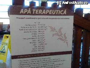 [P19] Compozitia apei termale din bazinul sarat. Intrarea se face pe scari de lemn, atentie la ultima treapta, e mai inalta. Noi am presupus ca acel 'hidrogen-carbonat' (hidocarbura?), ii confera apei un miros de petrol.  » foto by dorgo
 - 
<span class="allrVoted glyphicon glyphicon-heart hidden" id="av688483"></span>
<a class="m-l-10 hidden" id="sv688483" onclick="voting_Foto_DelVot(,688483,24903)" role="button">șterge vot <span class="glyphicon glyphicon-remove"></span></a>
<a id="v9688483" class=" c-red"  onclick="voting_Foto_SetVot(688483)" role="button"><span class="glyphicon glyphicon-heart-empty"></span> <b>LIKE</b> = Votează poza</a> <img class="hidden"  id="f688483W9" src="/imagini/loader.gif" border="0" /><span class="AjErrMes hidden" id="e688483ErM"></span>