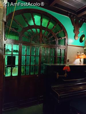 [P46] Jama Michalika Restaurant » foto by crismis
 - 
<span class="allrVoted glyphicon glyphicon-heart hidden" id="av1478753"></span>
<a class="m-l-10 hidden" id="sv1478753" onclick="voting_Foto_DelVot(,1478753,25056)" role="button">șterge vot <span class="glyphicon glyphicon-remove"></span></a>
<a id="v91478753" class=" c-red"  onclick="voting_Foto_SetVot(1478753)" role="button"><span class="glyphicon glyphicon-heart-empty"></span> <b>LIKE</b> = Votează poza</a> <img class="hidden"  id="f1478753W9" src="/imagini/loader.gif" border="0" /><span class="AjErrMes hidden" id="e1478753ErM"></span>
