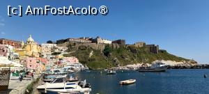 [P39] Marina di Corricella - vedere spre Terra Murata. » foto by tata123 🔱
 - 
<span class="allrVoted glyphicon glyphicon-heart hidden" id="av1527687"></span>
<a class="m-l-10 hidden" id="sv1527687" onclick="voting_Foto_DelVot(,1527687,25378)" role="button">șterge vot <span class="glyphicon glyphicon-remove"></span></a>
<a id="v91527687" class=" c-red"  onclick="voting_Foto_SetVot(1527687)" role="button"><span class="glyphicon glyphicon-heart-empty"></span> <b>LIKE</b> = Votează poza</a> <img class="hidden"  id="f1527687W9" src="/imagini/loader.gif" border="0" /><span class="AjErrMes hidden" id="e1527687ErM"></span>