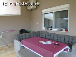 [P15] Veranda, punctul forte al proprietății » foto by Carmen Ion
 - 
<span class="allrVoted glyphicon glyphicon-heart hidden" id="av1133548"></span>
<a class="m-l-10 hidden" id="sv1133548" onclick="voting_Foto_DelVot(,1133548,25552)" role="button">șterge vot <span class="glyphicon glyphicon-remove"></span></a>
<a id="v91133548" class=" c-red"  onclick="voting_Foto_SetVot(1133548)" role="button"><span class="glyphicon glyphicon-heart-empty"></span> <b>LIKE</b> = Votează poza</a> <img class="hidden"  id="f1133548W9" src="/imagini/loader.gif" border="0" /><span class="AjErrMes hidden" id="e1133548ErM"></span>