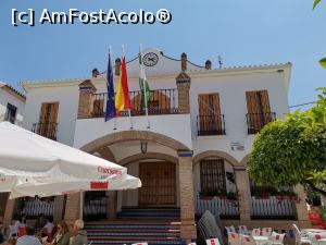 [P08] Piața principală a satului, Plaza de la Constitucion.  » foto by Aurici
 - 
<span class="allrVoted glyphicon glyphicon-heart hidden" id="av1109836"></span>
<a class="m-l-10 hidden" id="sv1109836" onclick="voting_Foto_DelVot(,1109836,25725)" role="button">șterge vot <span class="glyphicon glyphicon-remove"></span></a>
<a id="v91109836" class=" c-red"  onclick="voting_Foto_SetVot(1109836)" role="button"><span class="glyphicon glyphicon-heart-empty"></span> <b>LIKE</b> = Votează poza</a> <img class="hidden"  id="f1109836W9" src="/imagini/loader.gif" border="0" /><span class="AjErrMes hidden" id="e1109836ErM"></span>