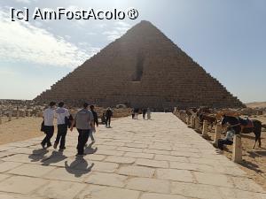 [P06] Complexul de la Giza, Piramida lui Menkaura, mergem să o vizităm... » foto by mprofeanu
 - 
<span class="allrVoted glyphicon glyphicon-heart hidden" id="av1519266"></span>
<a class="m-l-10 hidden" id="sv1519266" onclick="voting_Foto_DelVot(,1519266,25858)" role="button">șterge vot <span class="glyphicon glyphicon-remove"></span></a>
<a id="v91519266" class=" c-red"  onclick="voting_Foto_SetVot(1519266)" role="button"><span class="glyphicon glyphicon-heart-empty"></span> <b>LIKE</b> = Votează poza</a> <img class="hidden"  id="f1519266W9" src="/imagini/loader.gif" border="0" /><span class="AjErrMes hidden" id="e1519266ErM"></span>