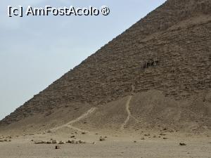 [P20] Necropola Dahshur, Piramida Roșie, se vede sus intrarea, poză mărită... » foto by mprofeanu
 - 
<span class="allrVoted glyphicon glyphicon-heart hidden" id="av1526002"></span>
<a class="m-l-10 hidden" id="sv1526002" onclick="voting_Foto_DelVot(,1526002,25858)" role="button">șterge vot <span class="glyphicon glyphicon-remove"></span></a>
<a id="v91526002" class=" c-red"  onclick="voting_Foto_SetVot(1526002)" role="button"><span class="glyphicon glyphicon-heart-empty"></span> <b>LIKE</b> = Votează poza</a> <img class="hidden"  id="f1526002W9" src="/imagini/loader.gif" border="0" /><span class="AjErrMes hidden" id="e1526002ErM"></span>