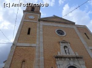 P04 [SEP-2019] Altea – o stațiune cochetă de pe Costa Blanca - turnul clopotniţă şi faţada Bisericii Nuestra Senora del Consuelo