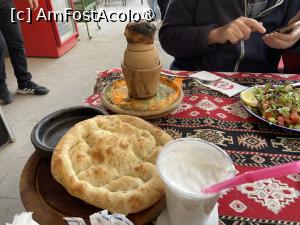 [P14] Fırın Expres Göreme - testi kebap în flăcări, lipie caldă şi salată » foto by nicole33
 - 
<span class="allrVoted glyphicon glyphicon-heart hidden" id="av1446015"></span>
<a class="m-l-10 hidden" id="sv1446015" onclick="voting_Foto_DelVot(,1446015,25901)" role="button">șterge vot <span class="glyphicon glyphicon-remove"></span></a>
<a id="v91446015" class=" c-red"  onclick="voting_Foto_SetVot(1446015)" role="button"><span class="glyphicon glyphicon-heart-empty"></span> <b>LIKE</b> = Votează poza</a> <img class="hidden"  id="f1446015W9" src="/imagini/loader.gif" border="0" /><span class="AjErrMes hidden" id="e1446015ErM"></span>