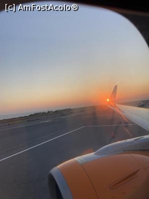 P13 [APR-2023] Cu avionul spre Creta - primul răsărit de soare în Creta