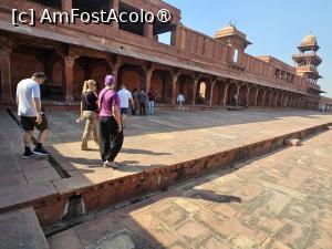 [P15] Fatehpur Sikri » foto by robert
 - 
<span class="allrVoted glyphicon glyphicon-heart hidden" id="av1464576"></span>
<a class="m-l-10 hidden" id="sv1464576" onclick="voting_Foto_DelVot(,1464576,26028)" role="button">șterge vot <span class="glyphicon glyphicon-remove"></span></a>
<a id="v91464576" class=" c-red"  onclick="voting_Foto_SetVot(1464576)" role="button"><span class="glyphicon glyphicon-heart-empty"></span> <b>LIKE</b> = Votează poza</a> <img class="hidden"  id="f1464576W9" src="/imagini/loader.gif" border="0" /><span class="AjErrMes hidden" id="e1464576ErM"></span>