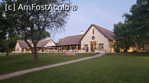 [P32] restaurantul hotelului » foto by robert
 - 
<span class="allrVoted glyphicon glyphicon-heart hidden" id="av1513886"></span>
<a class="m-l-10 hidden" id="sv1513886" onclick="voting_Foto_DelVot(,1513886,26101)" role="button">șterge vot <span class="glyphicon glyphicon-remove"></span></a>
<a id="v91513886" class=" c-red"  onclick="voting_Foto_SetVot(1513886)" role="button"><span class="glyphicon glyphicon-heart-empty"></span> <b>LIKE</b> = Votează poza</a> <img class="hidden"  id="f1513886W9" src="/imagini/loader.gif" border="0" /><span class="AjErrMes hidden" id="e1513886ErM"></span>