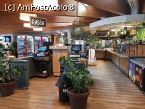 [P30] Das Zoo Restaurant » foto by adso
 - 
<span class="allrVoted glyphicon glyphicon-heart hidden" id="av1518931"></span>
<a class="m-l-10 hidden" id="sv1518931" onclick="voting_Foto_DelVot(,1518931,26283)" role="button">șterge vot <span class="glyphicon glyphicon-remove"></span></a>
<a id="v91518931" class=" c-red"  onclick="voting_Foto_SetVot(1518931)" role="button"><span class="glyphicon glyphicon-heart-empty"></span> <b>LIKE</b> = Votează poza</a> <img class="hidden"  id="f1518931W9" src="/imagini/loader.gif" border="0" /><span class="AjErrMes hidden" id="e1518931ErM"></span>