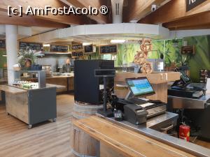 [P31] Das Zoo Restaurant » foto by adso
 - 
<span class="allrVoted glyphicon glyphicon-heart hidden" id="av1518932"></span>
<a class="m-l-10 hidden" id="sv1518932" onclick="voting_Foto_DelVot(,1518932,26283)" role="button">șterge vot <span class="glyphicon glyphicon-remove"></span></a>
<a id="v91518932" class=" c-red"  onclick="voting_Foto_SetVot(1518932)" role="button"><span class="glyphicon glyphicon-heart-empty"></span> <b>LIKE</b> = Votează poza</a> <img class="hidden"  id="f1518932W9" src="/imagini/loader.gif" border="0" /><span class="AjErrMes hidden" id="e1518932ErM"></span>