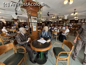 [P23] La Biela,interior,manechinii de la intrare » foto by AZE
 - 
<span class="allrVoted glyphicon glyphicon-heart hidden" id="av1534025"></span>
<a class="m-l-10 hidden" id="sv1534025" onclick="voting_Foto_DelVot(,1534025,26304)" role="button">șterge vot <span class="glyphicon glyphicon-remove"></span></a>
<a id="v91534025" class=" c-red"  onclick="voting_Foto_SetVot(1534025)" role="button"><span class="glyphicon glyphicon-heart-empty"></span> <b>LIKE</b> = Votează poza</a> <img class="hidden"  id="f1534025W9" src="/imagini/loader.gif" border="0" /><span class="AjErrMes hidden" id="e1534025ErM"></span>