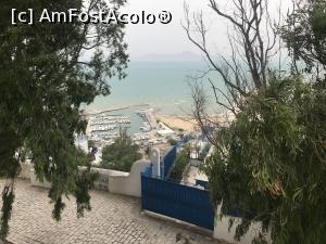 P09 [JUN-2019] Sidi Bou Saïd – frumosul orăşel alb – albastru din Tunisia - vedere spre mare şi port