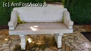 [P22] Obiect de decor - bancă de piatră » foto by Mitica49
 - 
<span class="allrVoted glyphicon glyphicon-heart hidden" id="av1491569"></span>
<a class="m-l-10 hidden" id="sv1491569" onclick="voting_Foto_DelVot(,1491569,26461)" role="button">șterge vot <span class="glyphicon glyphicon-remove"></span></a>
<a id="v91491569" class=" c-red"  onclick="voting_Foto_SetVot(1491569)" role="button"><span class="glyphicon glyphicon-heart-empty"></span> <b>LIKE</b> = Votează poza</a> <img class="hidden"  id="f1491569W9" src="/imagini/loader.gif" border="0" /><span class="AjErrMes hidden" id="e1491569ErM"></span>