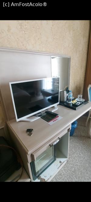 [P05] Zona biroului și a minibarului uitat de vreme. » foto by wasi
 - 
<span class="allrVoted glyphicon glyphicon-heart hidden" id="av1533432"></span>
<a class="m-l-10 hidden" id="sv1533432" onclick="voting_Foto_DelVot(,1533432,26575)" role="button">șterge vot <span class="glyphicon glyphicon-remove"></span></a>
<a id="v91533432" class=" c-red"  onclick="voting_Foto_SetVot(1533432)" role="button"><span class="glyphicon glyphicon-heart-empty"></span> <b>LIKE</b> = Votează poza</a> <img class="hidden"  id="f1533432W9" src="/imagini/loader.gif" border="0" /><span class="AjErrMes hidden" id="e1533432ErM"></span>