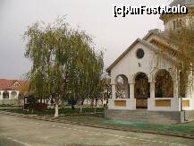 [P07] Manastirea Maxineni - curtea manastirii si biserica » foto by ascent
 - 
<span class="allrVoted glyphicon glyphicon-heart hidden" id="av167608"></span>
<a class="m-l-10 hidden" id="sv167608" onclick="voting_Foto_DelVot(,167608,26794)" role="button">șterge vot <span class="glyphicon glyphicon-remove"></span></a>
<a id="v9167608" class=" c-red"  onclick="voting_Foto_SetVot(167608)" role="button"><span class="glyphicon glyphicon-heart-empty"></span> <b>LIKE</b> = Votează poza</a> <img class="hidden"  id="f167608W9" src="/imagini/loader.gif" border="0" /><span class="AjErrMes hidden" id="e167608ErM"></span>