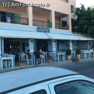 [P04] Agios Nikolaos, Restaurant Paradosiako, Fațada văzută ziua » foto by mprofeanu <span class="label label-default labelC_thin small">NEVOTABILĂ</span>