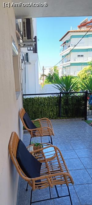 [P03] Pe balconul de la intrare. » foto by tata123 🔱
 - 
<span class="allrVoted glyphicon glyphicon-heart hidden" id="av1489855"></span>
<a class="m-l-10 hidden" id="sv1489855" onclick="voting_Foto_DelVot(,1489855,26950)" role="button">șterge vot <span class="glyphicon glyphicon-remove"></span></a>
<a id="v91489855" class=" c-red"  onclick="voting_Foto_SetVot(1489855)" role="button"><span class="glyphicon glyphicon-heart-empty"></span> <b>LIKE</b> = Votează poza</a> <img class="hidden"  id="f1489855W9" src="/imagini/loader.gif" border="0" /><span class="AjErrMes hidden" id="e1489855ErM"></span>
