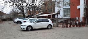 [P05] Bacău, Pensiunea Studio, Parcarea din Curtea Pensiunii » foto by mprofeanu
 - 
<span class="allrVoted glyphicon glyphicon-heart hidden" id="av1505259"></span>
<a class="m-l-10 hidden" id="sv1505259" onclick="voting_Foto_DelVot(,1505259,27059)" role="button">șterge vot <span class="glyphicon glyphicon-remove"></span></a>
<a id="v91505259" class=" c-red"  onclick="voting_Foto_SetVot(1505259)" role="button"><span class="glyphicon glyphicon-heart-empty"></span> <b>LIKE</b> = Votează poza</a> <img class="hidden"  id="f1505259W9" src="/imagini/loader.gif" border="0" /><span class="AjErrMes hidden" id="e1505259ErM"></span>