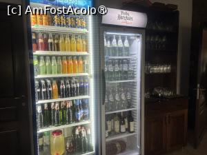 [P04] Restaurantul pensiunii Subcetate - vitrina cu băuturi » foto by nicole33
 - 
<span class="allrVoted glyphicon glyphicon-heart hidden" id="av1528487"></span>
<a class="m-l-10 hidden" id="sv1528487" onclick="voting_Foto_DelVot(,1528487,27266)" role="button">șterge vot <span class="glyphicon glyphicon-remove"></span></a>
<a id="v91528487" class=" c-red"  onclick="voting_Foto_SetVot(1528487)" role="button"><span class="glyphicon glyphicon-heart-empty"></span> <b>LIKE</b> = Votează poza</a> <img class="hidden"  id="f1528487W9" src="/imagini/loader.gif" border="0" /><span class="AjErrMes hidden" id="e1528487ErM"></span>