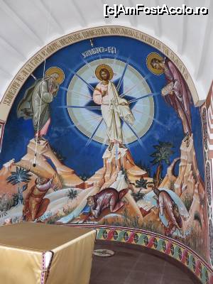 [P06] Pictură în altarul de vară - Mănăstirea Pantocrator - Drăgănești-Vlașca.  » foto by tata123 🔱
 - 
<span class="allrVoted glyphicon glyphicon-heart hidden" id="av700698"></span>
<a class="m-l-10 hidden" id="sv700698" onclick="voting_Foto_DelVot(,700698,27275)" role="button">șterge vot <span class="glyphicon glyphicon-remove"></span></a>
<a id="v9700698" class=" c-red"  onclick="voting_Foto_SetVot(700698)" role="button"><span class="glyphicon glyphicon-heart-empty"></span> <b>LIKE</b> = Votează poza</a> <img class="hidden"  id="f700698W9" src="/imagini/loader.gif" border="0" /><span class="AjErrMes hidden" id="e700698ErM"></span>