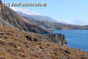 [P45] Creta, Traseul E4 și Chora Sfakion în depărtare văzută de pe el... » foto by mprofeanu
 - 
<span class="allrVoted glyphicon glyphicon-heart hidden" id="av1276998"></span>
<a class="m-l-10 hidden" id="sv1276998" onclick="voting_Foto_DelVot(,1276998,27290)" role="button">șterge vot <span class="glyphicon glyphicon-remove"></span></a>
<a id="v91276998" class=" c-red"  onclick="voting_Foto_SetVot(1276998)" role="button"><span class="glyphicon glyphicon-heart-empty"></span> <b>LIKE</b> = Votează poza</a> <img class="hidden"  id="f1276998W9" src="/imagini/loader.gif" border="0" /><span class="AjErrMes hidden" id="e1276998ErM"></span>