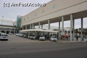 [P53] Mallorca, Palma de Mallorca, Aeroportul, Pavilionul SOSIRI și Pasarela ce îl leagă de PLECĂRI dar și Liftul ce te duce în zona de parcare la PLECĂRI » foto by mprofeanu
 - 
<span class="allrVoted glyphicon glyphicon-heart hidden" id="av1292209"></span>
<a class="m-l-10 hidden" id="sv1292209" onclick="voting_Foto_DelVot(,1292209,27423)" role="button">șterge vot <span class="glyphicon glyphicon-remove"></span></a>
<a id="v91292209" class=" c-red"  onclick="voting_Foto_SetVot(1292209)" role="button"><span class="glyphicon glyphicon-heart-empty"></span> <b>LIKE</b> = Votează poza</a> <img class="hidden"  id="f1292209W9" src="/imagini/loader.gif" border="0" /><span class="AjErrMes hidden" id="e1292209ErM"></span>