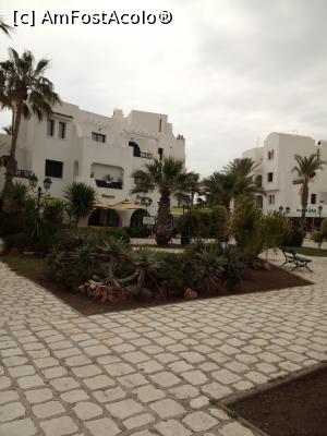 [P45] Maisons de la mer-apartamente El Kantaoui si parc » foto by ile57b
 - 
<span class="allrVoted glyphicon glyphicon-heart hidden" id="av1293275"></span>
<a class="m-l-10 hidden" id="sv1293275" onclick="voting_Foto_DelVot(,1293275,27433)" role="button">șterge vot <span class="glyphicon glyphicon-remove"></span></a>
<a id="v91293275" class=" c-red"  onclick="voting_Foto_SetVot(1293275)" role="button"><span class="glyphicon glyphicon-heart-empty"></span> <b>LIKE</b> = Votează poza</a> <img class="hidden"  id="f1293275W9" src="/imagini/loader.gif" border="0" /><span class="AjErrMes hidden" id="e1293275ErM"></span>