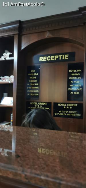 [P26] Hotel Orient - recepția » foto by ⭐ValentinB_88⭐
 - 
<span class="allrVoted glyphicon glyphicon-heart hidden" id="av1439411"></span>
<a class="m-l-10 hidden" id="sv1439411" onclick="voting_Foto_DelVot(,1439411,27515)" role="button">șterge vot <span class="glyphicon glyphicon-remove"></span></a>
<a id="v91439411" class=" c-red"  onclick="voting_Foto_SetVot(1439411)" role="button"><span class="glyphicon glyphicon-heart-empty"></span> <b>LIKE</b> = Votează poza</a> <img class="hidden"  id="f1439411W9" src="/imagini/loader.gif" border="0" /><span class="AjErrMes hidden" id="e1439411ErM"></span>