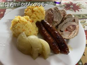 [P72] Pensiunea Melania Chiojdu - prânz » foto by nicole33
 - 
<span class="allrVoted glyphicon glyphicon-heart hidden" id="av1511537"></span>
<a class="m-l-10 hidden" id="sv1511537" onclick="voting_Foto_DelVot(,1511537,27780)" role="button">șterge vot <span class="glyphicon glyphicon-remove"></span></a>
<a id="v91511537" class=" c-red"  onclick="voting_Foto_SetVot(1511537)" role="button"><span class="glyphicon glyphicon-heart-empty"></span> <b>LIKE</b> = Votează poza</a> <img class="hidden"  id="f1511537W9" src="/imagini/loader.gif" border="0" /><span class="AjErrMes hidden" id="e1511537ErM"></span>