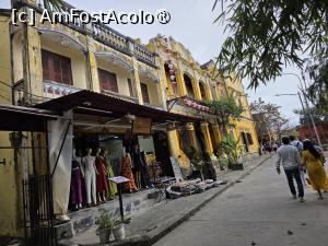 [P18] La pas prin Hoi An » foto by crismis
 - 
<span class="allrVoted glyphicon glyphicon-heart hidden" id="av1542865"></span>
<a class="m-l-10 hidden" id="sv1542865" onclick="voting_Foto_DelVot(,1542865,27864)" role="button">șterge vot <span class="glyphicon glyphicon-remove"></span></a>
<a id="v91542865" class=" c-red"  onclick="voting_Foto_SetVot(1542865)" role="button"><span class="glyphicon glyphicon-heart-empty"></span> <b>LIKE</b> = Votează poza</a> <img class="hidden"  id="f1542865W9" src="/imagini/loader.gif" border="0" /><span class="AjErrMes hidden" id="e1542865ErM"></span>