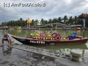 [P43] La pas prin Hoi An » foto by crismis
 - 
<span class="allrVoted glyphicon glyphicon-heart hidden" id="av1542890"></span>
<a class="m-l-10 hidden" id="sv1542890" onclick="voting_Foto_DelVot(,1542890,27864)" role="button">șterge vot <span class="glyphicon glyphicon-remove"></span></a>
<a id="v91542890" class=" c-red"  onclick="voting_Foto_SetVot(1542890)" role="button"><span class="glyphicon glyphicon-heart-empty"></span> <b>LIKE</b> = Votează poza</a> <img class="hidden"  id="f1542890W9" src="/imagini/loader.gif" border="0" /><span class="AjErrMes hidden" id="e1542890ErM"></span>