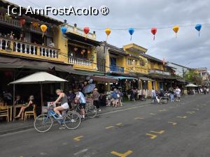 [P46] La pas prin Hoi An » foto by crismis
 - 
<span class="allrVoted glyphicon glyphicon-heart hidden" id="av1542893"></span>
<a class="m-l-10 hidden" id="sv1542893" onclick="voting_Foto_DelVot(,1542893,27864)" role="button">șterge vot <span class="glyphicon glyphicon-remove"></span></a>
<a id="v91542893" class=" c-red"  onclick="voting_Foto_SetVot(1542893)" role="button"><span class="glyphicon glyphicon-heart-empty"></span> <b>LIKE</b> = Votează poza</a> <img class="hidden"  id="f1542893W9" src="/imagini/loader.gif" border="0" /><span class="AjErrMes hidden" id="e1542893ErM"></span>