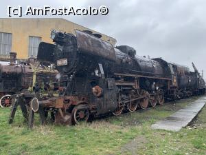 P18 <small>[APR-2023]</small> Muzeul de locomotive cu aburi Sibiu » foto by AZE
 - 
<span class="allrVoted glyphicon glyphicon-heart hidden" id="av1359694"></span>
<a class="m-l-10 hidden" id="sv1359694" onclick="voting_Foto_DelVot(,1359694,0)" role="button">șterge vot <span class="glyphicon glyphicon-remove"></span></a>
<a id="v91359694" class=" c-red"  onclick="voting_Foto_SetVot(1359694)" role="button"><span class="glyphicon glyphicon-heart-empty"></span> <b>LIKE</b> = Votează poza</a> <img class="hidden"  id="f1359694W9" src="/imagini/loader.gif" border="0" /><span class="AjErrMes hidden" id="e1359694ErM"></span>