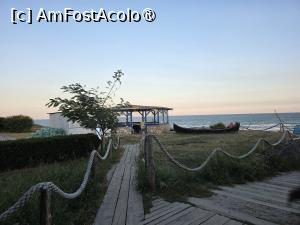 [P18] O alee către foișor » foto by crismis
 - 
<span class="allrVoted glyphicon glyphicon-heart hidden" id="av1544433"></span>
<a class="m-l-10 hidden" id="sv1544433" onclick="voting_Foto_DelVot(,1544433,28153)" role="button">șterge vot <span class="glyphicon glyphicon-remove"></span></a>
<a id="v91544433" class=" c-red"  onclick="voting_Foto_SetVot(1544433)" role="button"><span class="glyphicon glyphicon-heart-empty"></span> <b>LIKE</b> = Votează poza</a> <img class="hidden"  id="f1544433W9" src="/imagini/loader.gif" border="0" /><span class="AjErrMes hidden" id="e1544433ErM"></span>