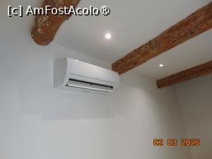 [P08] partercasa, aparatul AC si bârnele din tavan » foto by Yolanda
 - 
<span class="allrVoted glyphicon glyphicon-heart hidden" id="av1524150"></span>
<a class="m-l-10 hidden" id="sv1524150" onclick="voting_Foto_DelVot(,1524150,28286)" role="button">șterge vot <span class="glyphicon glyphicon-remove"></span></a>
<a id="v91524150" class=" c-red"  onclick="voting_Foto_SetVot(1524150)" role="button"><span class="glyphicon glyphicon-heart-empty"></span> <b>LIKE</b> = Votează poza</a> <img class="hidden"  id="f1524150W9" src="/imagini/loader.gif" border="0" /><span class="AjErrMes hidden" id="e1524150ErM"></span>