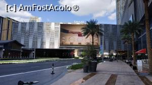 [P55] <strong>DAMAC MAISON DUBAI MALL STREET -  pasajul care duce la Dubai Mall</strong> » foto by elenaadina
 - 
<span class="allrVoted glyphicon glyphicon-heart hidden" id="av1403520"></span>
<a class="m-l-10 hidden" id="sv1403520" onclick="voting_Foto_DelVot(,1403520,28361)" role="button">șterge vot <span class="glyphicon glyphicon-remove"></span></a>
<a id="v91403520" class=" c-red"  onclick="voting_Foto_SetVot(1403520)" role="button"><span class="glyphicon glyphicon-heart-empty"></span> <b>LIKE</b> = Votează poza</a> <img class="hidden"  id="f1403520W9" src="/imagini/loader.gif" border="0" /><span class="AjErrMes hidden" id="e1403520ErM"></span>