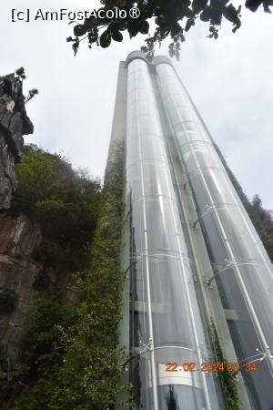 P09 [FEB-2024] Vietnam - Da Nang , liftul care urcă pe Marble Mountain