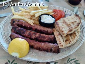 [P30] Taverna O Talaras, Megas Gialos » foto by crismis
 - 
<span class="allrVoted glyphicon glyphicon-heart hidden" id="av1475915"></span>
<a class="m-l-10 hidden" id="sv1475915" onclick="voting_Foto_DelVot(,1475915,28564)" role="button">șterge vot <span class="glyphicon glyphicon-remove"></span></a>
<a id="v91475915" class=" c-red"  onclick="voting_Foto_SetVot(1475915)" role="button"><span class="glyphicon glyphicon-heart-empty"></span> <b>LIKE</b> = Votează poza</a> <img class="hidden"  id="f1475915W9" src="/imagini/loader.gif" border="0" /><span class="AjErrMes hidden" id="e1475915ErM"></span>