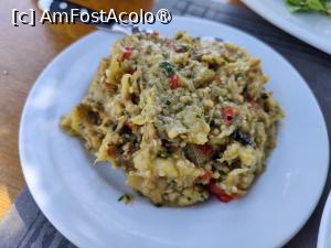 [P42] Taverna Savaas, Galissas » foto by crismis
 - 
<span class="allrVoted glyphicon glyphicon-heart hidden" id="av1475927"></span>
<a class="m-l-10 hidden" id="sv1475927" onclick="voting_Foto_DelVot(,1475927,28564)" role="button">șterge vot <span class="glyphicon glyphicon-remove"></span></a>
<a id="v91475927" class=" c-red"  onclick="voting_Foto_SetVot(1475927)" role="button"><span class="glyphicon glyphicon-heart-empty"></span> <b>LIKE</b> = Votează poza</a> <img class="hidden"  id="f1475927W9" src="/imagini/loader.gif" border="0" /><span class="AjErrMes hidden" id="e1475927ErM"></span>