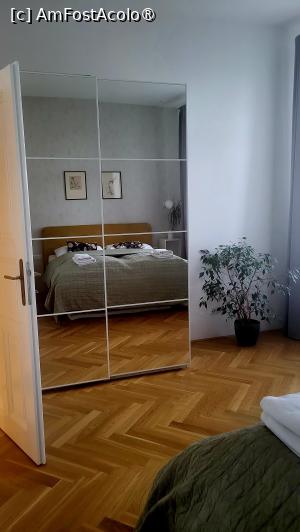 [P14] Apartmány Marienhof - dormitorul » foto by k-lator
 - 
<span class="allrVoted glyphicon glyphicon-heart hidden" id="av1453046"></span>
<a class="m-l-10 hidden" id="sv1453046" onclick="voting_Foto_DelVot(,1453046,28762)" role="button">șterge vot <span class="glyphicon glyphicon-remove"></span></a>
<a id="v91453046" class=" c-red"  onclick="voting_Foto_SetVot(1453046)" role="button"><span class="glyphicon glyphicon-heart-empty"></span> <b>LIKE</b> = Votează poza</a> <img class="hidden"  id="f1453046W9" src="/imagini/loader.gif" border="0" /><span class="AjErrMes hidden" id="e1453046ErM"></span>