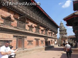 [P20] Bhaktapur - Durbar Square. Palatul regal. » foto by iulianic
 - 
<span class="allrVoted glyphicon glyphicon-heart hidden" id="av1456667"></span>
<a class="m-l-10 hidden" id="sv1456667" onclick="voting_Foto_DelVot(,1456667,28787)" role="button">șterge vot <span class="glyphicon glyphicon-remove"></span></a>
<a id="v91456667" class=" c-red"  onclick="voting_Foto_SetVot(1456667)" role="button"><span class="glyphicon glyphicon-heart-empty"></span> <b>LIKE</b> = Votează poza</a> <img class="hidden"  id="f1456667W9" src="/imagini/loader.gif" border="0" /><span class="AjErrMes hidden" id="e1456667ErM"></span>