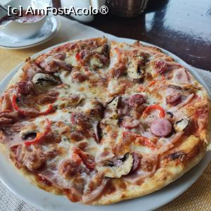 [P19] Pizza perfecta » foto by fredutza
 - 
<span class="allrVoted glyphicon glyphicon-heart hidden" id="av1469108"></span>
<a class="m-l-10 hidden" id="sv1469108" onclick="voting_Foto_DelVot(,1469108,28885)" role="button">șterge vot <span class="glyphicon glyphicon-remove"></span></a>
<a id="v91469108" class=" c-red"  onclick="voting_Foto_SetVot(1469108)" role="button"><span class="glyphicon glyphicon-heart-empty"></span> <b>LIKE</b> = Votează poza</a> <img class="hidden"  id="f1469108W9" src="/imagini/loader.gif" border="0" /><span class="AjErrMes hidden" id="e1469108ErM"></span>