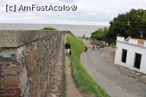 [P17] Colonia del Sacramento, Barrio Histórico, Bastión de San Miguel, Paseo de San Miguel se merge și pe lângă zid » foto by mprofeanu
 - 
<span class="allrVoted glyphicon glyphicon-heart hidden" id="av1091764"></span>
<a class="m-l-10 hidden" id="sv1091764" onclick="voting_Foto_DelVot(,1091764,28903)" role="button">șterge vot <span class="glyphicon glyphicon-remove"></span></a>
<a id="v91091764" class=" c-red"  onclick="voting_Foto_SetVot(1091764)" role="button"><span class="glyphicon glyphicon-heart-empty"></span> <b>LIKE</b> = Votează poza</a> <img class="hidden"  id="f1091764W9" src="/imagini/loader.gif" border="0" /><span class="AjErrMes hidden" id="e1091764ErM"></span>