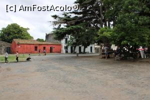 [P52] Colonia del Sacramento, Barrio Histórico, Casa de Narcello, Museo Municipal Dr. B. Rebuffo clădirea albă și Plaza Major » foto by mprofeanu
 - 
<span class="allrVoted glyphicon glyphicon-heart hidden" id="av1091805"></span>
<a class="m-l-10 hidden" id="sv1091805" onclick="voting_Foto_DelVot(,1091805,28903)" role="button">șterge vot <span class="glyphicon glyphicon-remove"></span></a>
<a id="v91091805" class=" c-red"  onclick="voting_Foto_SetVot(1091805)" role="button"><span class="glyphicon glyphicon-heart-empty"></span> <b>LIKE</b> = Votează poza</a> <img class="hidden"  id="f1091805W9" src="/imagini/loader.gif" border="0" /><span class="AjErrMes hidden" id="e1091805ErM"></span>