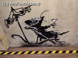 [P17] Muzeul Banksy Cracovia » foto by crismis
 - 
<span class="allrVoted glyphicon glyphicon-heart hidden" id="av1476907"></span>
<a class="m-l-10 hidden" id="sv1476907" onclick="voting_Foto_DelVot(,1476907,28942)" role="button">șterge vot <span class="glyphicon glyphicon-remove"></span></a>
<a id="v91476907" class=" c-red"  onclick="voting_Foto_SetVot(1476907)" role="button"><span class="glyphicon glyphicon-heart-empty"></span> <b>LIKE</b> = Votează poza</a> <img class="hidden"  id="f1476907W9" src="/imagini/loader.gif" border="0" /><span class="AjErrMes hidden" id="e1476907ErM"></span>