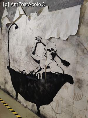 [P46] Muzeul Banksy Cracovia; graffiti pe un perete al unei locuințe bombardate, undeva, în Ucraina » foto by crismis
 - 
<span class="allrVoted glyphicon glyphicon-heart hidden" id="av1476936"></span>
<a class="m-l-10 hidden" id="sv1476936" onclick="voting_Foto_DelVot(,1476936,28942)" role="button">șterge vot <span class="glyphicon glyphicon-remove"></span></a>
<a id="v91476936" class=" c-red"  onclick="voting_Foto_SetVot(1476936)" role="button"><span class="glyphicon glyphicon-heart-empty"></span> <b>LIKE</b> = Votează poza</a> <img class="hidden"  id="f1476936W9" src="/imagini/loader.gif" border="0" /><span class="AjErrMes hidden" id="e1476936ErM"></span>