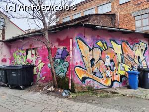 [P65] Ce putea să fie în spatele Muzeului Banksy decât un... graffiti?! » foto by crismis
 - 
<span class="allrVoted glyphicon glyphicon-heart hidden" id="av1476955"></span>
<a class="m-l-10 hidden" id="sv1476955" onclick="voting_Foto_DelVot(,1476955,28942)" role="button">șterge vot <span class="glyphicon glyphicon-remove"></span></a>
<a id="v91476955" class=" c-red"  onclick="voting_Foto_SetVot(1476955)" role="button"><span class="glyphicon glyphicon-heart-empty"></span> <b>LIKE</b> = Votează poza</a> <img class="hidden"  id="f1476955W9" src="/imagini/loader.gif" border="0" /><span class="AjErrMes hidden" id="e1476955ErM"></span>